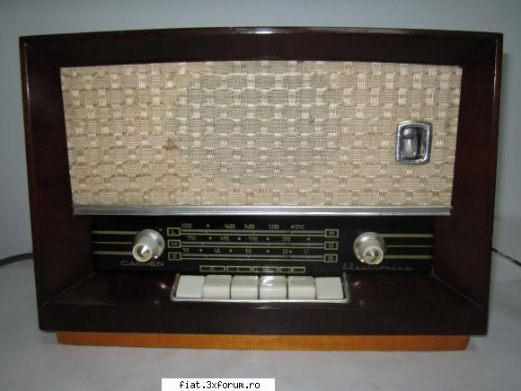 Aparat de radio cu lampi Carmen 1 model S616A - danny boy - Anunturi