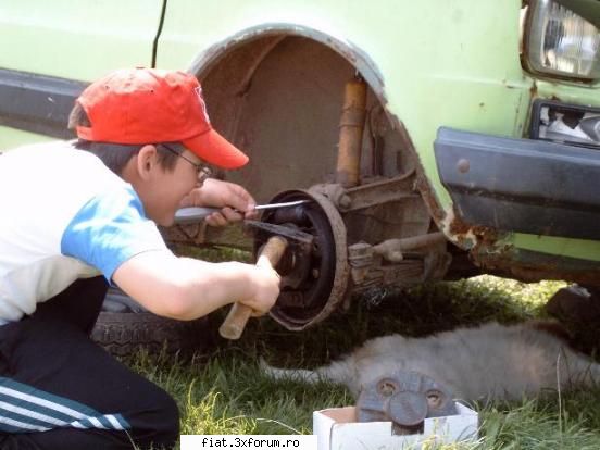 As vrea un tuning .Ma ajutati? - Hm nu arata prea bine nu.Asa zic si eu,ce zici de - Tuning