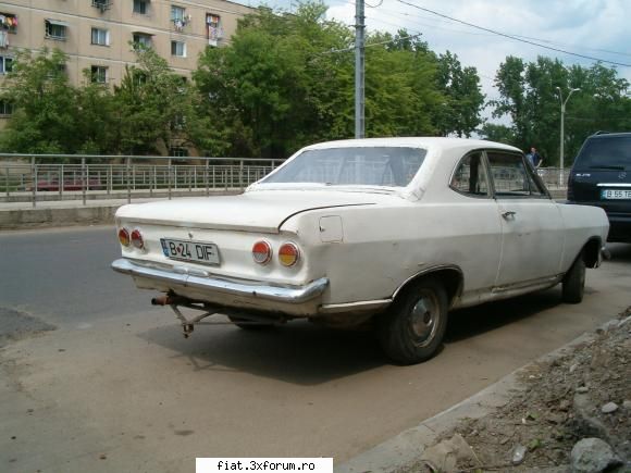 Atestarea ca vehicul istoric - Inca o poza cu Opelul. Din spate e si mai minunat - Classic corner