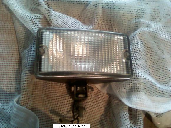 Bazarul cu stopuri, semnale, borduri, etc - tot lampa romaneasca, dar mai mare ca dimensiuni - Anunturi