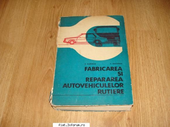 Biblioteca auto - Adaug si eu cateva poze cu o parte din cartile - Classic corner