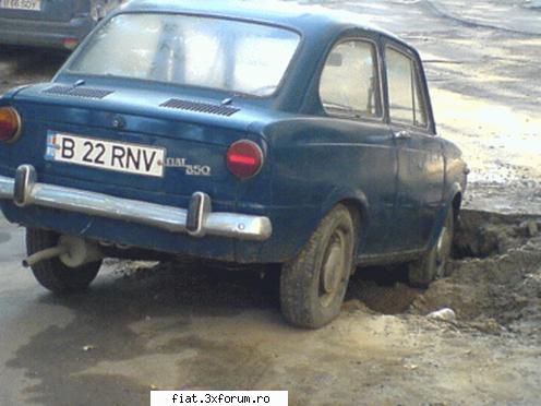Bolidul meu si inca o giardiniera in Bucuresti - Uite o poza mai veche cu 850-u tau - Club Fiat 850