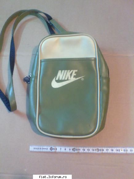 Borseta NIKE oldschool - Borseta NIKE oldschool in stare noua Calitate - Anunturi