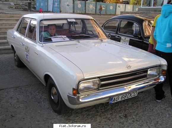 Brasov Clasic Rally 2010 - un superb Opel Rekord C - Classic corner