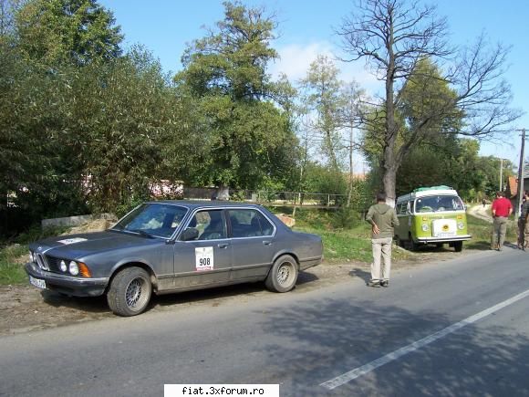 Brasov Classic Rally - o scurta halta...intr-un satuc de munte! - Classic corner