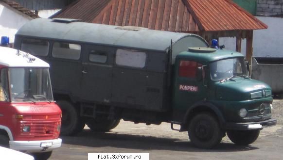 Camioane vechi din Romania - mercedes 710 la pompieri poza e decupata - Classic corner