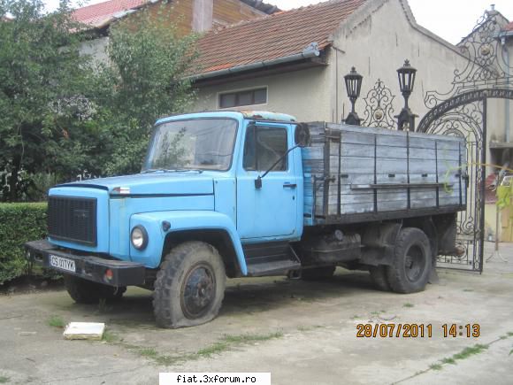 Camioane vechi din Romania - asta se incadreaza aici? nu am mai vazut asa ceva - Classic corner