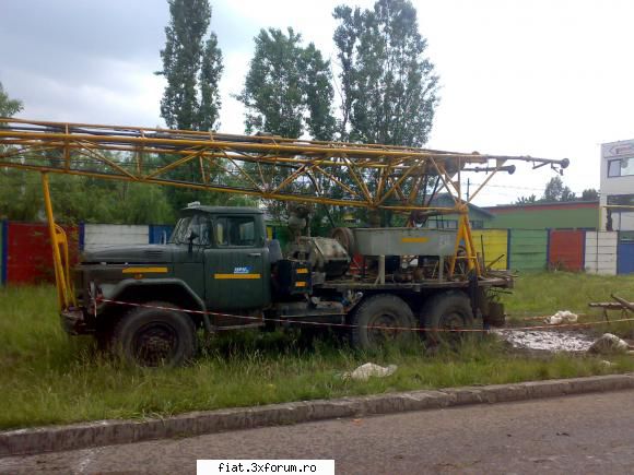 Camioane vechi din Romania - Probabil ceva rusesc - Classic corner