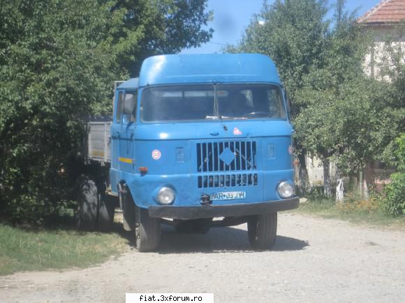 Camioane vechi din Romania - yokomy - Classic corner