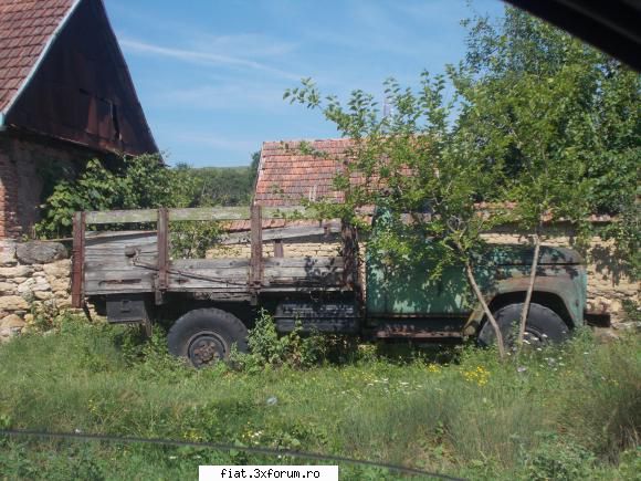 Camioane vechi din Romania - ce se ascunde aici, uitat de vreme ? - Classic corner