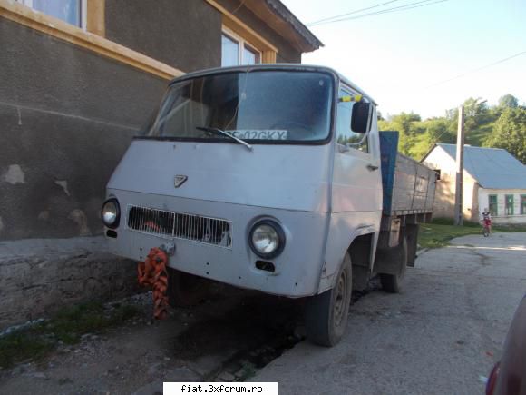 Camioane vechi din Romania - yokomy - Classic corner