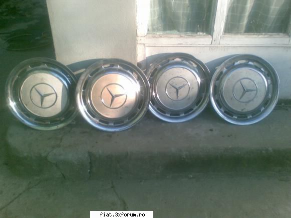 Capace roti - Vind 4 buc capace de roti pentru mercedes - Anunturi