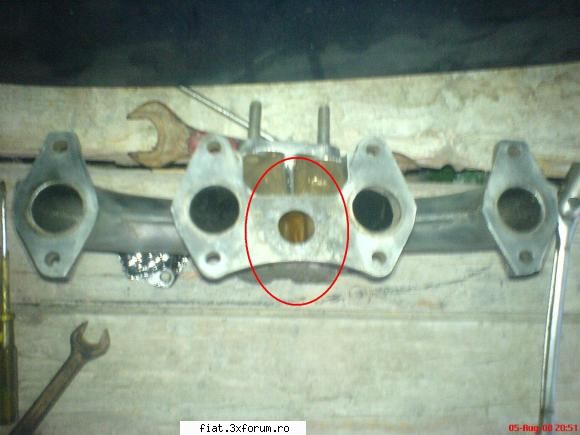 Cateva intrebari de noob, recunosc. (Fiat 1300) - Galeria de admisie. Am suflat prin - Club Fiat 1300&1500