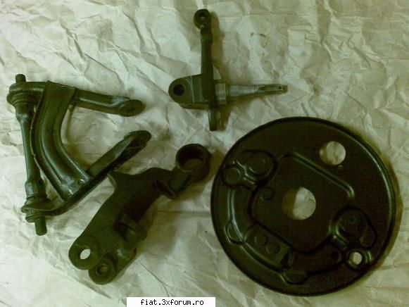 Caut piese pt FIAT 600 D - Am pus la punct suspensia fata.cilindru frana,set - Club Fiat 500 & 600