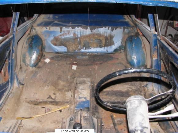 Chiar nu mai exista 850 coupe? - in interior spate nu e trist deloc - Bursa