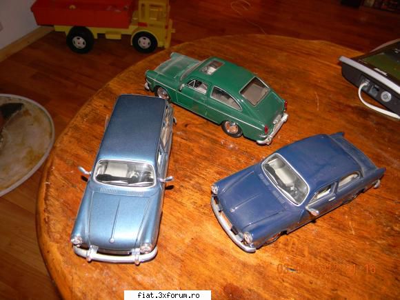 Colectia Lucas - Volkswagen 1600, in cele 3 tipuri de caroserie - Classic corner