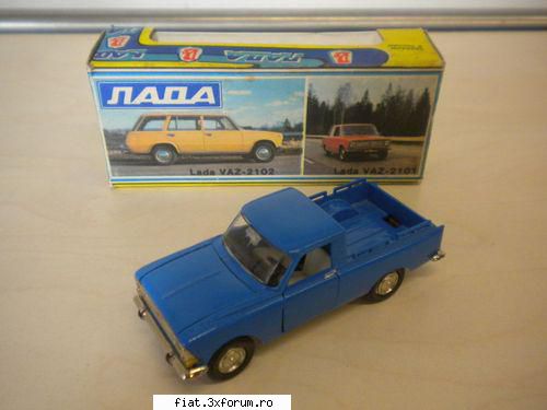 Colectia Lucas - O ruseasca 1/43 rara tot cu cutie un Moskwitch - Classic corner