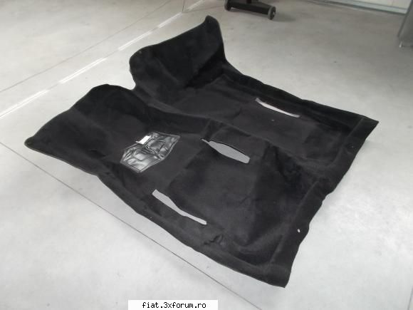 Cumpar diverse piese Fiat 600 - mocheta este de pe Ebay italia - Club Fiat 500 & 600