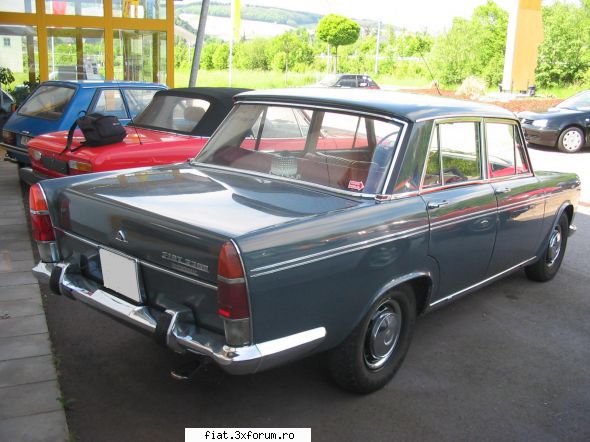 Cumpar piese Fiat 1800 - si F2300 seria 2 . Observati si ornamentul cheii ! - Club Fiat 1800