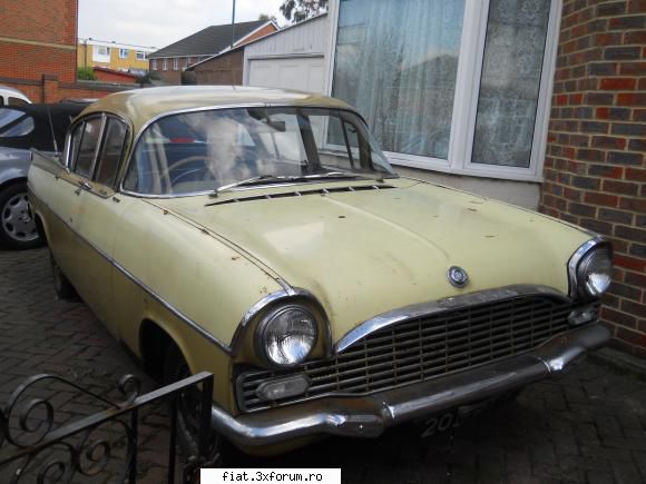 De prin Londra - Vauxhall Cresta - Classic corner