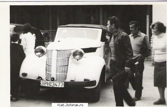 Din cutia cu amintiri partea 1-a - La o parada n anii 80. NB partile de Trabant - Classic corner