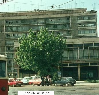 Din cutia cu amintiri partea 1-a - R16 in trafic, Bucuresti, 1973 - Classic corner