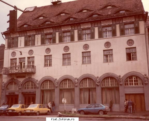Din cutia cu amintiri partea 1-a - In 1984. NB un Polo nou-nout... Ma intreb ce - Classic corner
