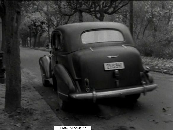 Din cutia cu amintiri partea 1-a - Ce masina e? Chevrolet? Poza de la sfarsitul - Classic corner