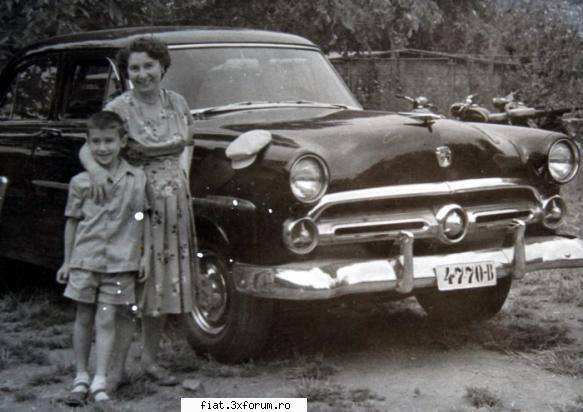 Din cutia cu amintiri partea 1-a - Ford 1952? Cred ca cine era in imagine trebuie sa - Classic corner
