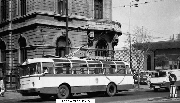 Din cutia cu amintiri partea 1-a - In 1974, model 64 in spate la autobuz - Classic corner