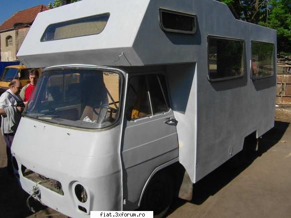 Din cutia cu amintiri partea 1-a - TV a fost si camper van - Classic corner