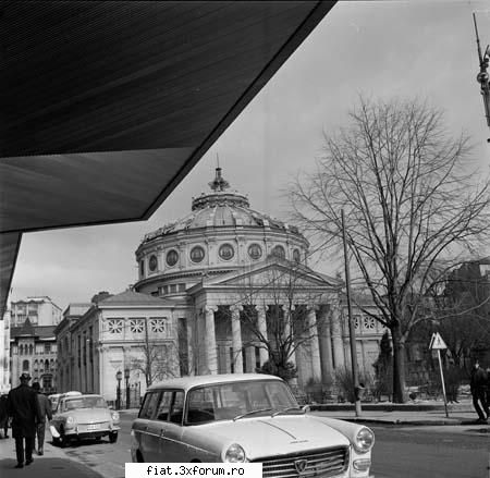 Din cutia cu amintiri partea 1-a - Peugeot 404 Break la Bucuresti - Classic corner