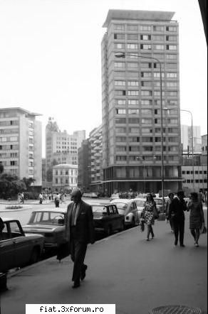 Din cutia cu amintiri partea 1-a - Masini in centru, mai mult Dacia 1100 - Classic corner