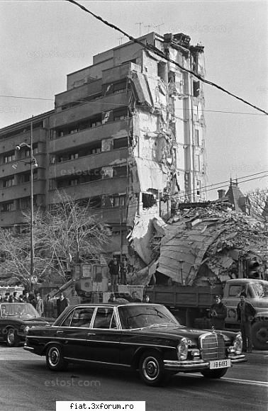 Din cutia cu amintiri partea 1-a - Masina lui Elena Ceausescu, in 1977 - Classic corner