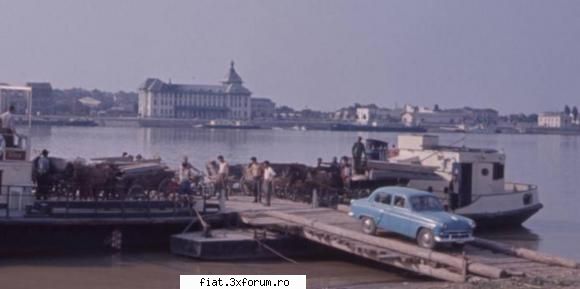 Din cutia cu amintiri partea 1-a - MOskvici pe bacul la Galati, cred. Tot 64 - Classic corner