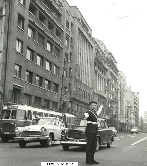 Din cutia cu amintiri partea 1-a - 1971: Volga si, din capitala franceza, un Peugeot - Classic corner