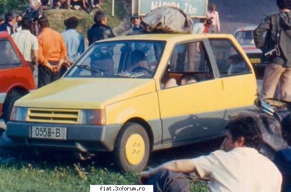 Din cutia cu amintiri partea 1-a - Zoom 1. Masina asta e foarte similara cu Lastunul - Classic corner