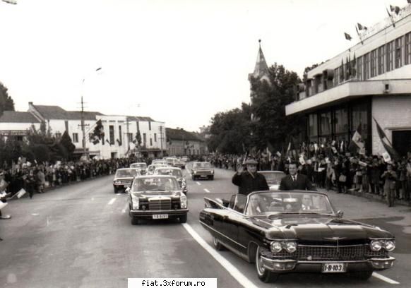 Din cutia cu amintiri partea 1-a - Caddy, bot de cal - si apare si o Volga M24 si o - Classic corner