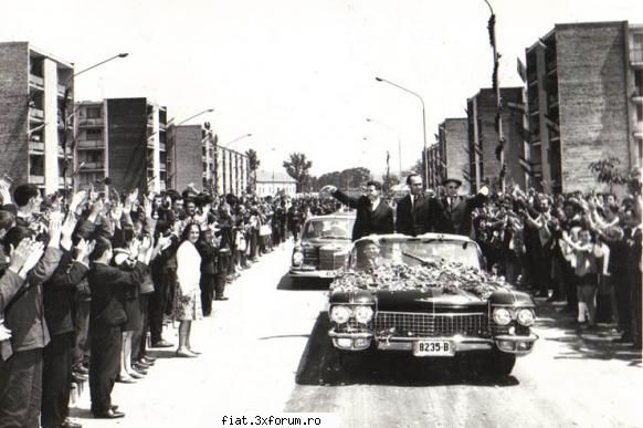 Din cutia cu amintiri partea 1-a - Blocuri, Merc. Cadillac - Classic corner