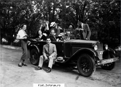 Din cutia cu amintiri partea 1-a - In 1935, unii din prietenii lui la Sagov cu o - Classic corner