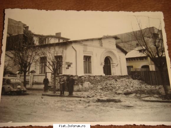Din cutia cu amintiri partea 1-a - poza facuta in 1944 - Classic corner