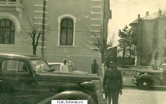 Din cutia cu amintiri partea 1-a - Tatra pe fundal, tot cea de sus, tot in Constanta - Classic corner