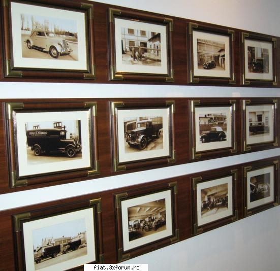 Din cutia cu amintiri partea 1-a - Pozele sunt expuse intr-un hotel de lux din - Classic corner