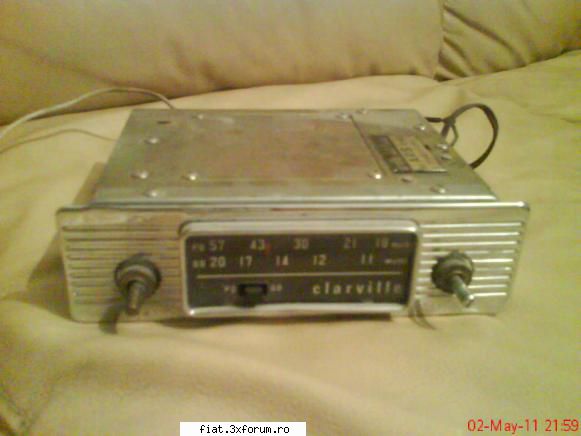 Diverse piese Fiat - se adauga un radio epoca, functional, japonez - Bursa
