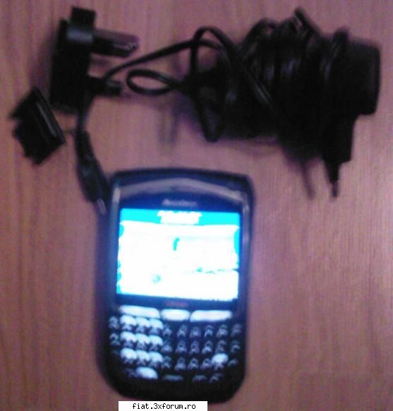 Electronice- Console, Jocuri, BlackBerry, GPS - VANDUT!!! Telefon BlackBerry adus din Anglia - Anunturi