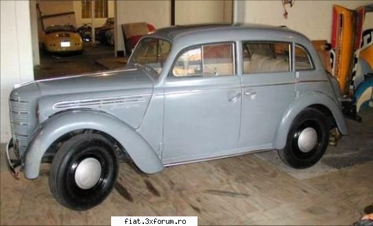 Expozitia vehiculelor istorice antebelice 2 MAI - Eu ti-am zis inca din start ca teoretic ai - Classic corner