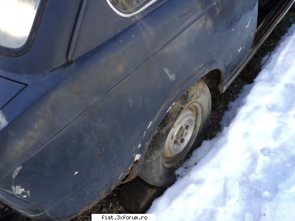 FIAT pt reconditionare - singura parte unde rugina a patrusn caroseria: o - Club Fiat 850