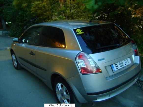 FIAT STILO 16 model 2002 - nu am manualu',si eu caut unul.pt probleme te pot - Masina mea...