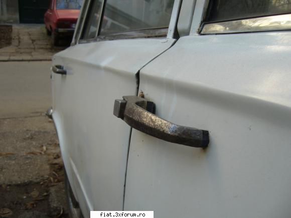 Fiat 124 - O alta diferenta vizibila fata de Lada 1200 sunt - Masina mea