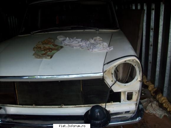 Fiat 1800B 1967 - fata- totul f curat sub ochelar si semnalizator - Club Fiat 1800